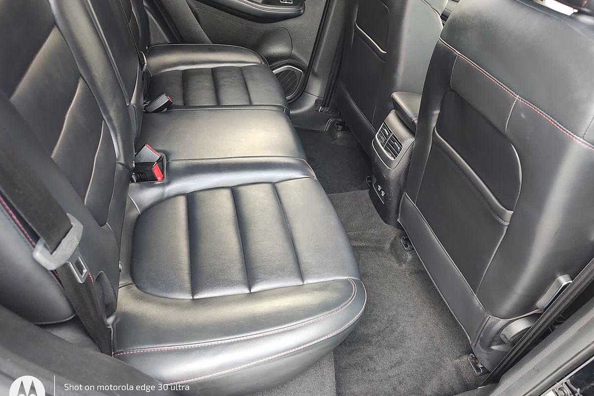 2022 MG HS Vibe SAS23