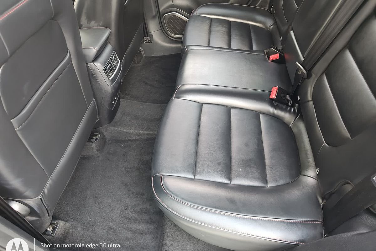 2022 MG HS Vibe SAS23