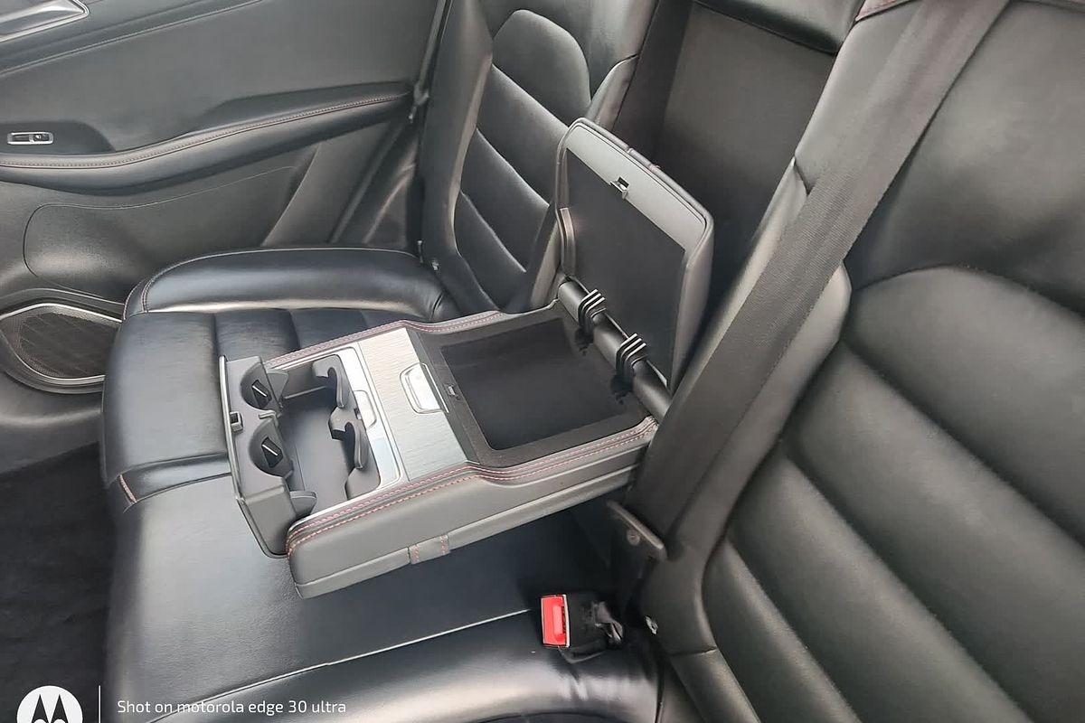 2022 MG HS Vibe SAS23