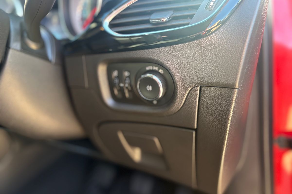 2018 Holden Astra RS-V BK