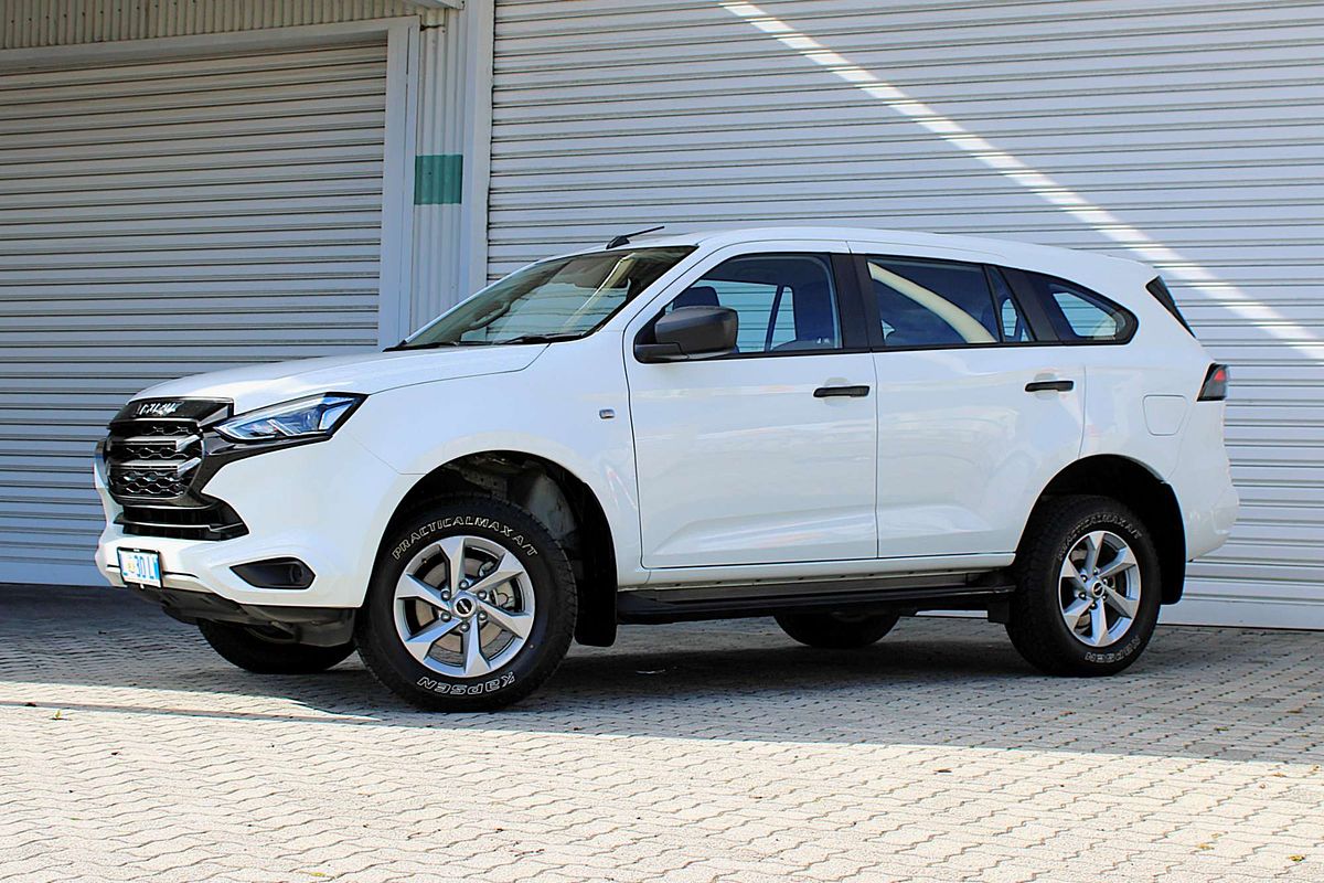 2024 Isuzu MU-X LS-M