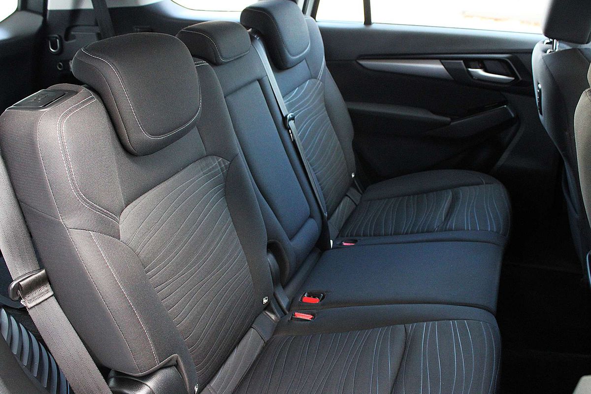 2024 Isuzu MU-X LS-M