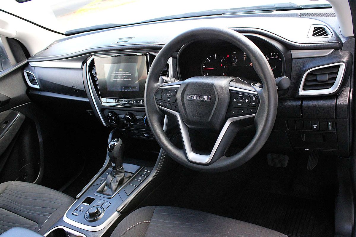 2024 Isuzu MU-X LS-M