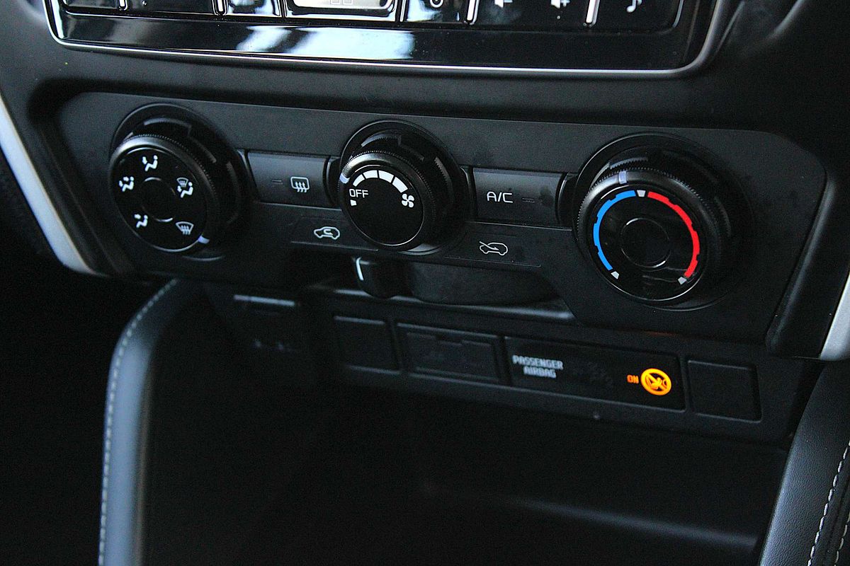 2024 Isuzu MU-X LS-M