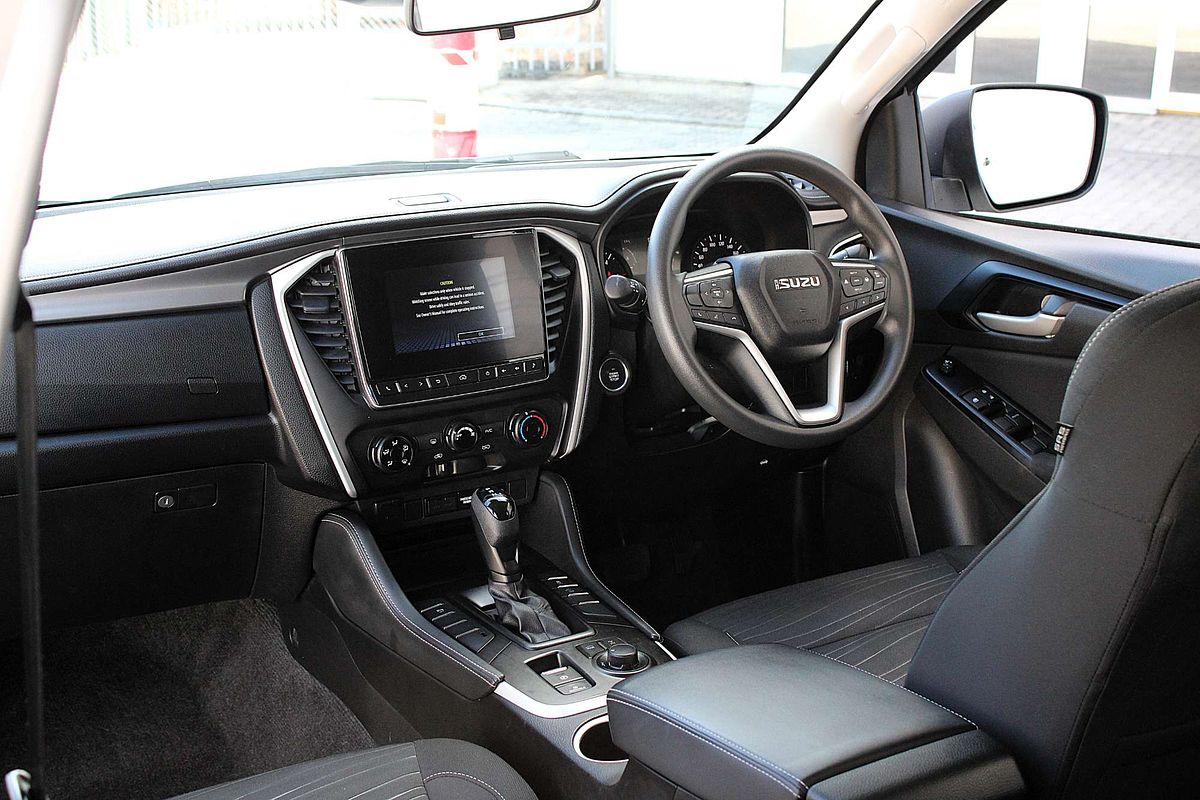 2024 Isuzu MU-X LS-M