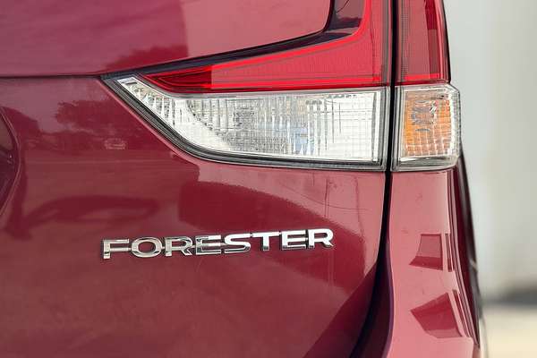 2021 Subaru Forester 2.5i Premium S5