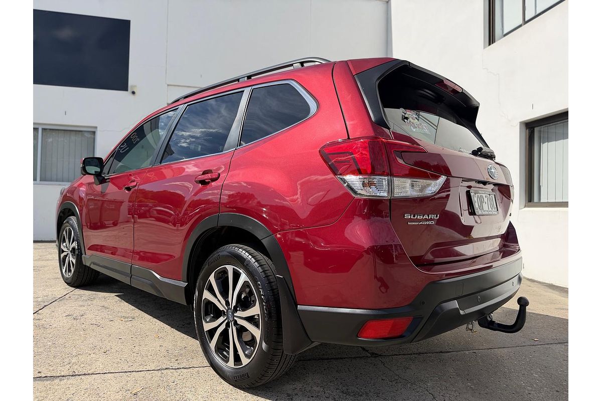 2021 Subaru Forester 2.5i Premium S5