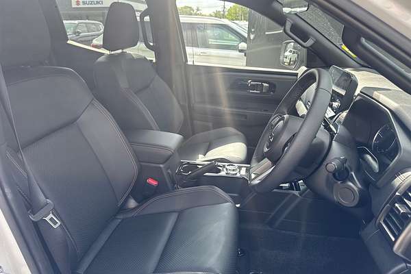 2025 Mitsubishi Triton GSR MV 4X4