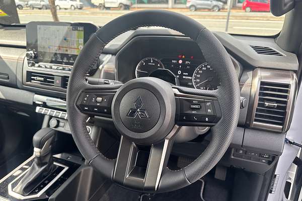 2025 Mitsubishi Triton GSR MV 4X4