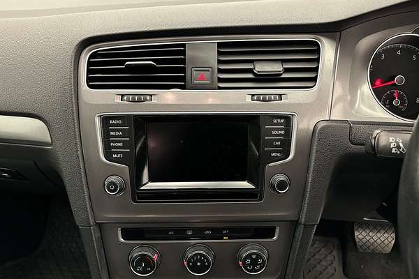 2015 Volkswagen Golf 90TSI 7