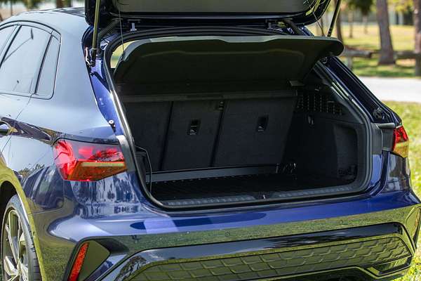 2025 Audi A3 35 TFSI S line GY