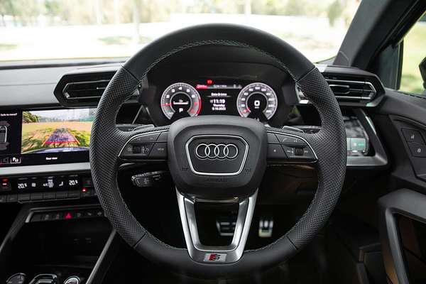 2025 Audi A3 35 TFSI S line GY
