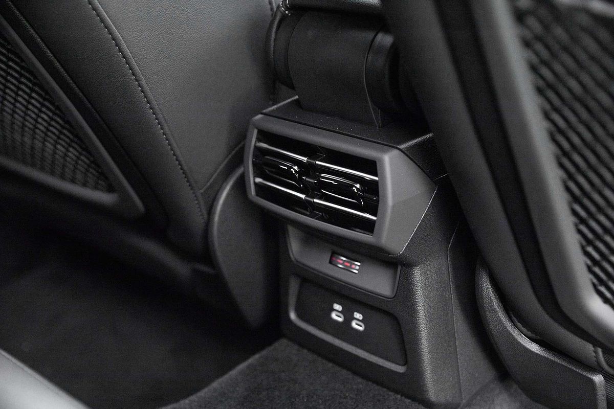 2025 Audi A3 35 TFSI S line GY