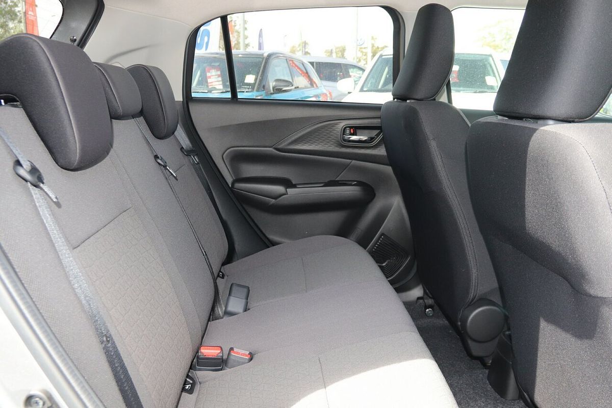 2025 Suzuki Swift Hybrid Plus UZ