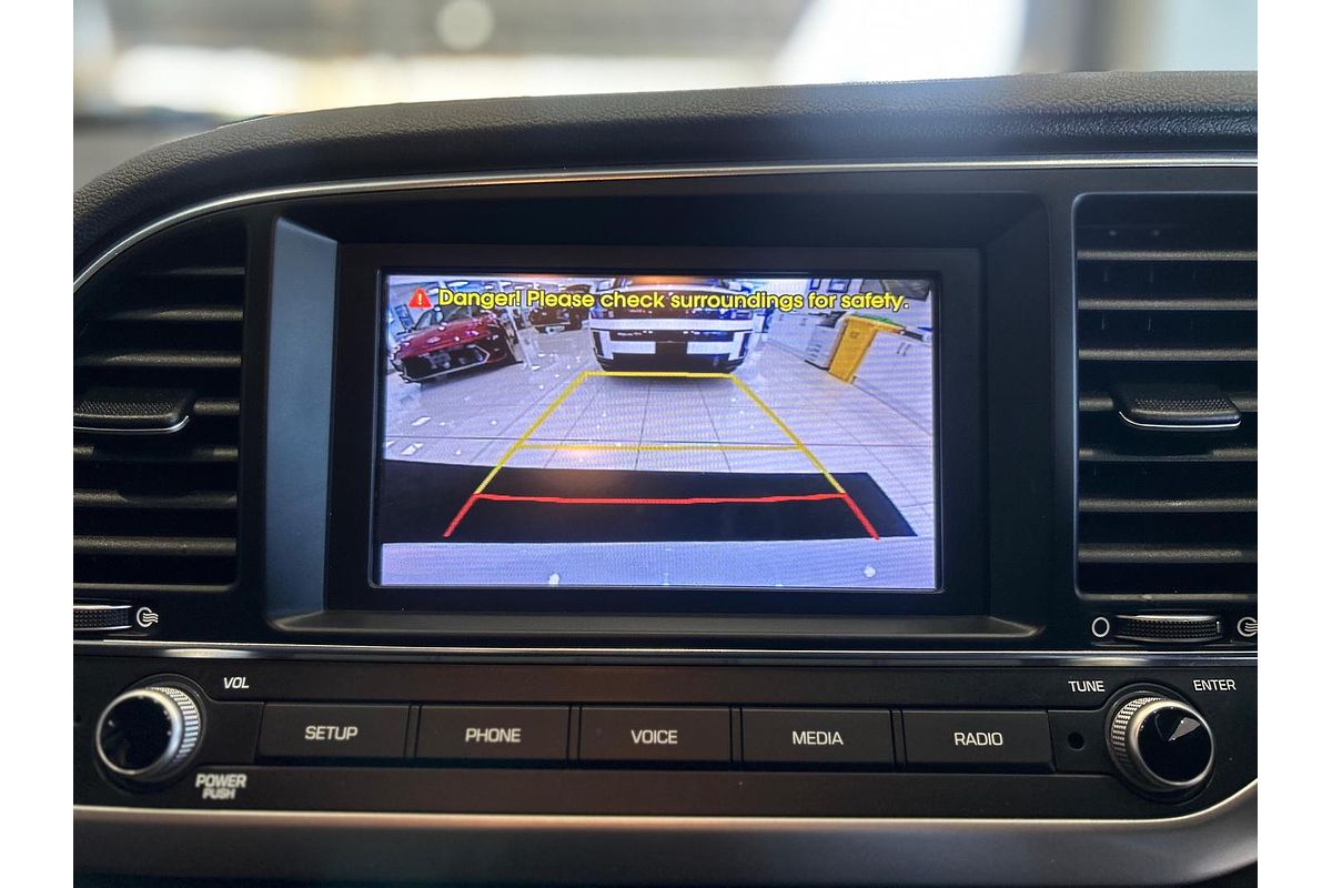 2018 Hyundai Elantra Active AD