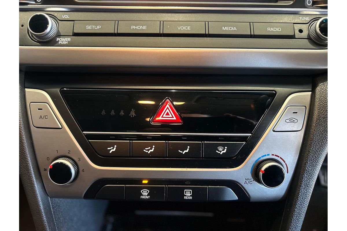 2018 Hyundai Elantra Active AD