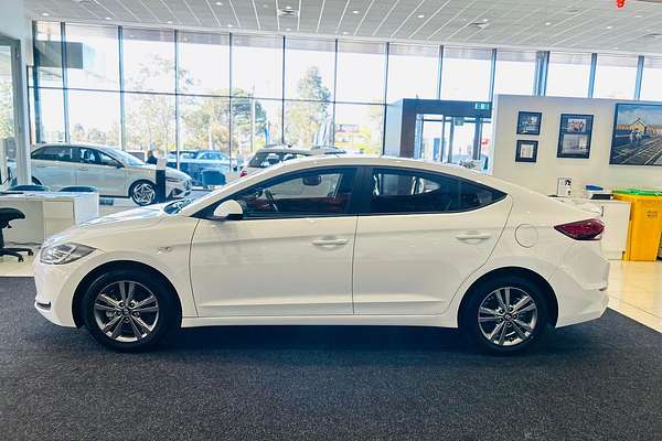 2018 Hyundai Elantra Active AD