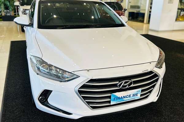 2018 Hyundai Elantra Active AD