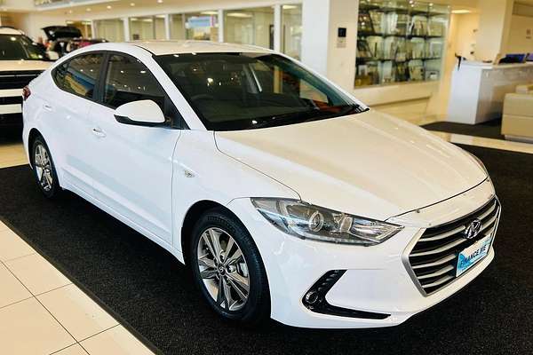 2018 Hyundai Elantra Active AD