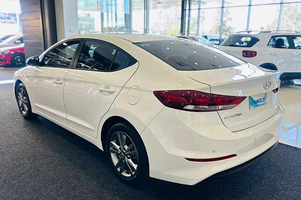 2018 Hyundai Elantra Active AD