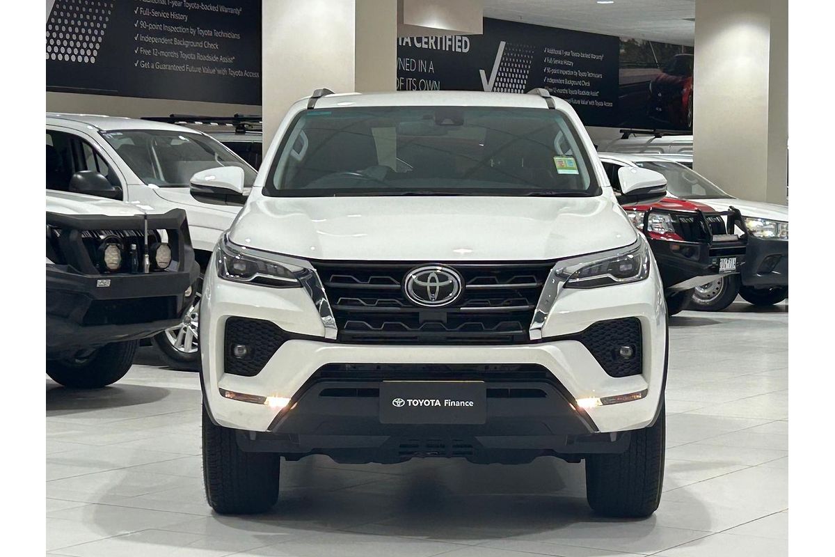 2024 Toyota Fortuner GXL GUN156R