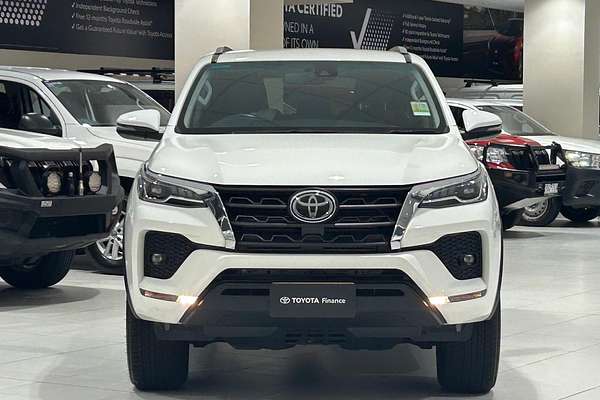 2024 Toyota Fortuner GXL GUN156R