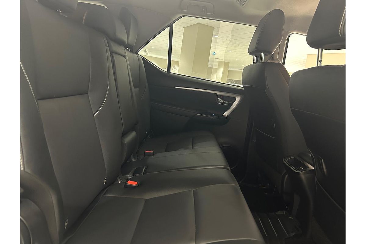 2024 Toyota Fortuner GXL GUN156R