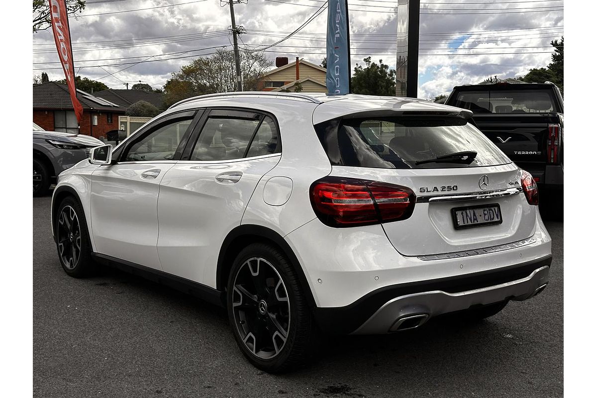 2018 Mercedes-Benz GLA-Class GLA250 X156