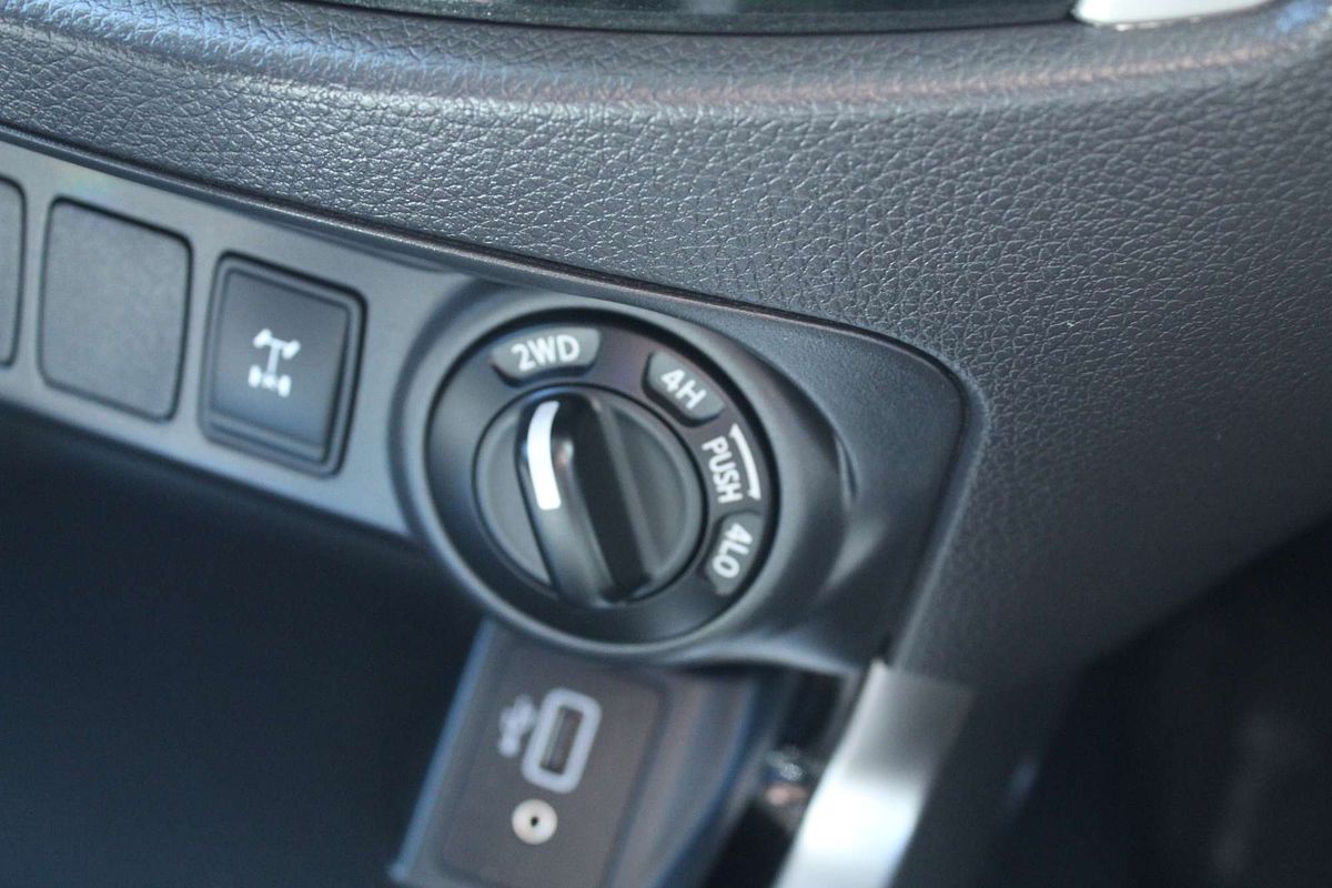 2019 Nissan Navara ST D23 Series 3 4X4