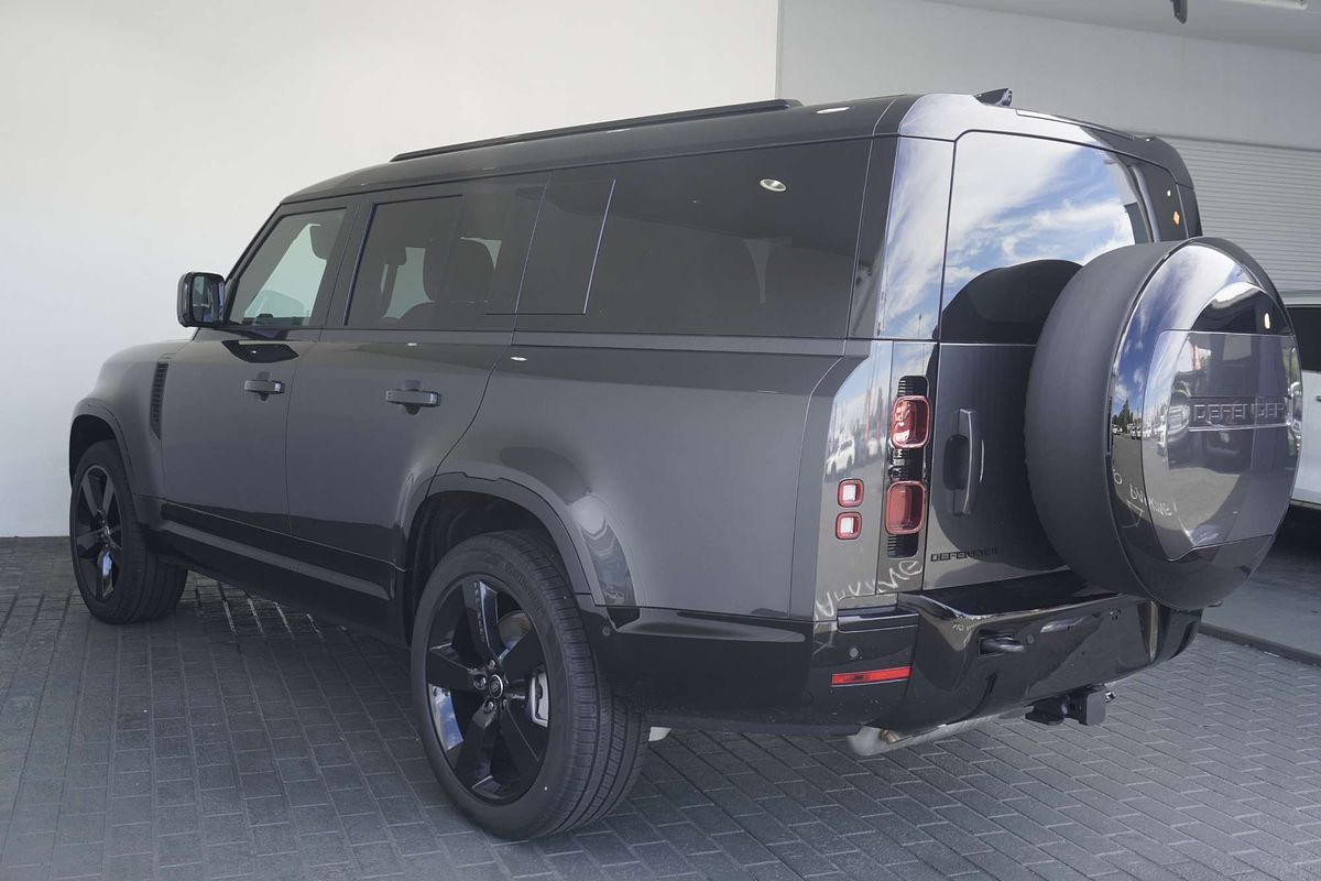 2024 Land Rover Defender 130 D350 X-Dynamic SE L663