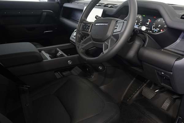 2024 Land Rover Defender 130 D350 X-Dynamic SE L663