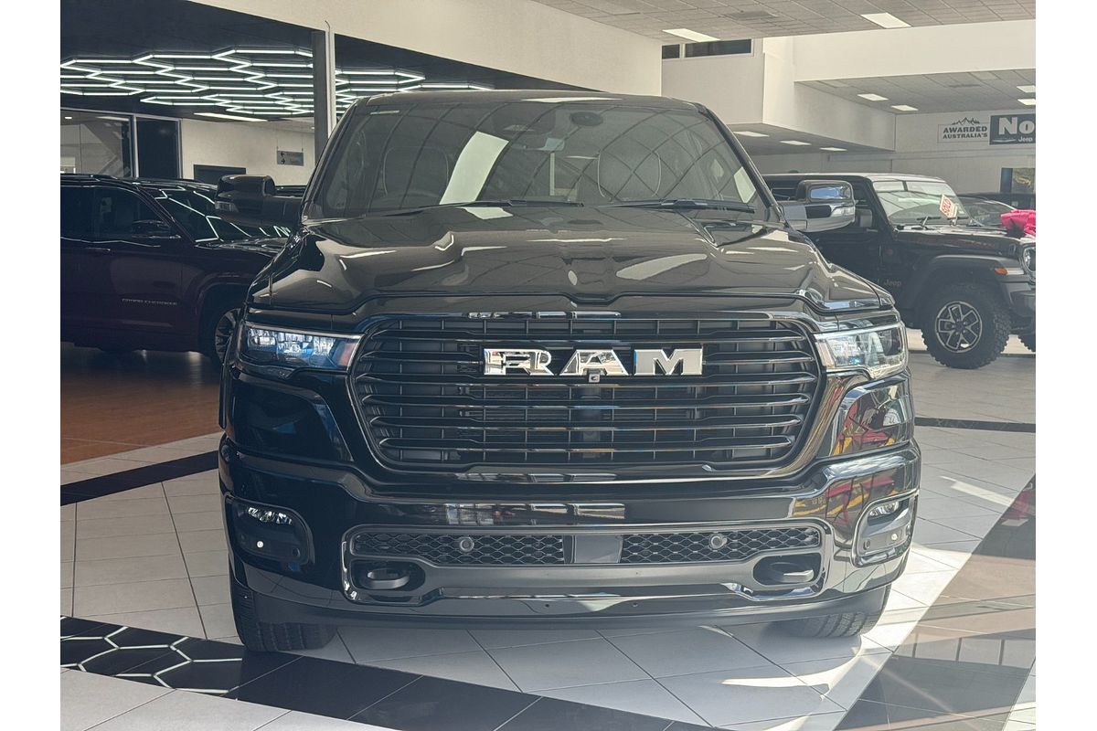 2025 RAM 1500 Laramie Sport Hurricane SO RamBox DT 4X4 SWB