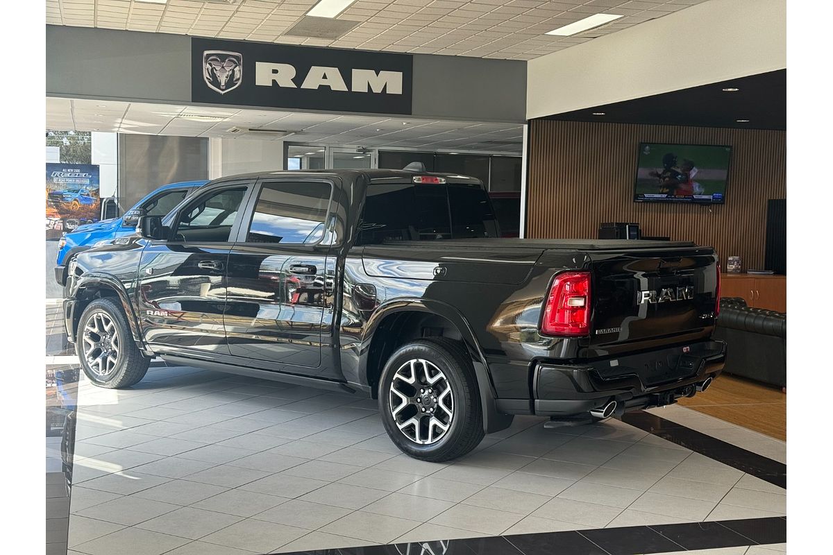 2025 RAM 1500 Laramie Sport Hurricane SO RamBox DT 4X4 SWB