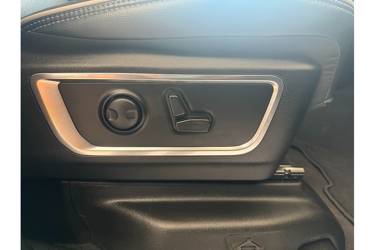 2025 RAM 1500 Laramie Sport Hurricane SO RamBox DT 4X4 SWB