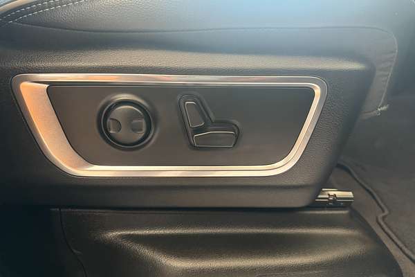 2025 RAM 1500 Laramie Sport Hurricane SO RamBox DT 4X4 SWB