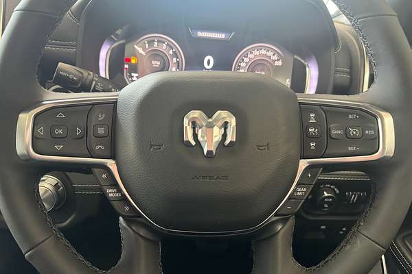 2025 RAM 1500 Laramie Sport Hurricane SO RamBox DT 4X4 SWB