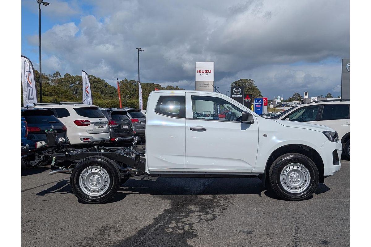 2025 Isuzu D-MAX SX 4X4