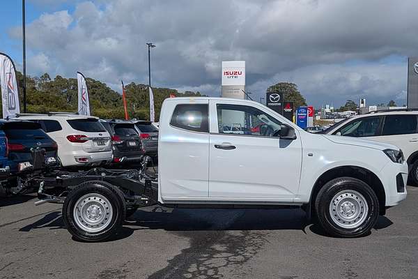 2025 Isuzu D-MAX SX 4X4
