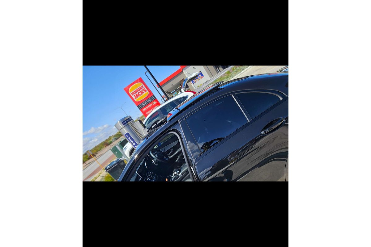 2017 Mercedes-Benz C-Class C200 W205