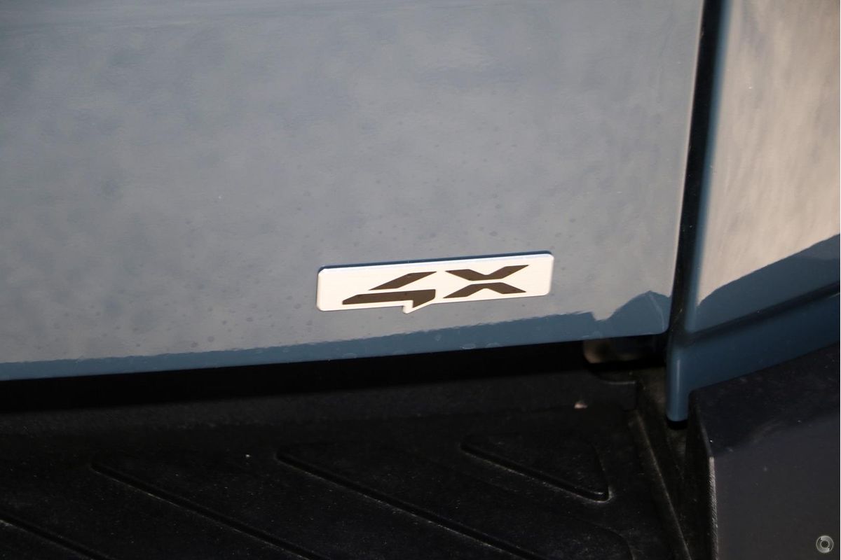 2025 Kia Tasman SX TK 4X4