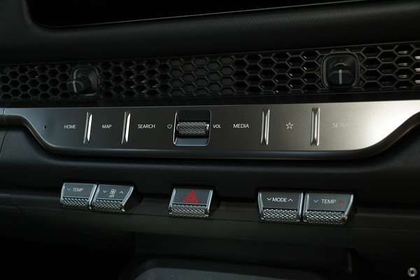 2025 Kia Tasman SX TK 4X4