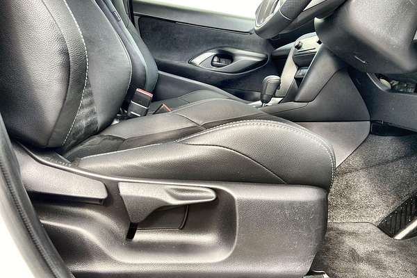 2023 Toyota Yaris Cross GR Sport MXPJ10R