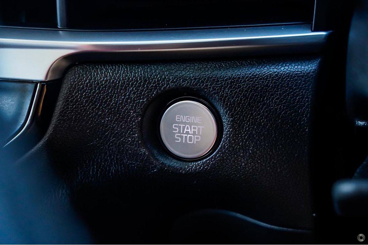 2025 Kia Sorento S MQ4 PE