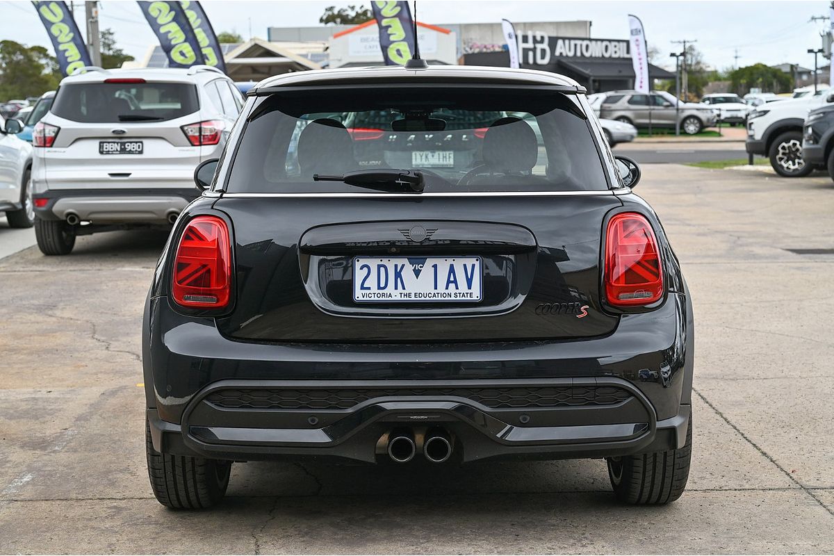 2024 MINI Cooper S Classic F66