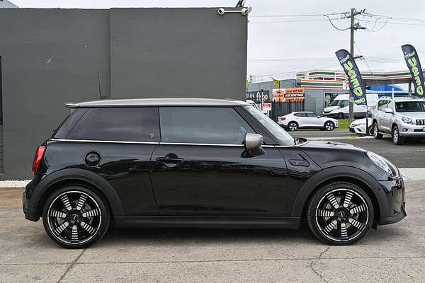 2024 MINI Cooper S Classic F66
