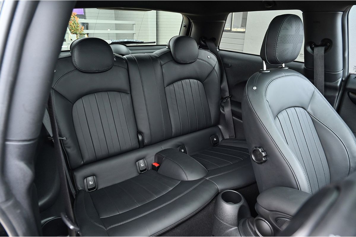 2024 MINI Cooper S Classic F66