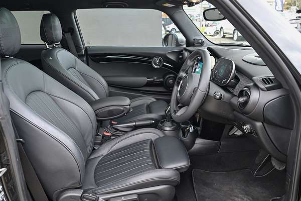 2024 MINI Cooper S Classic F66