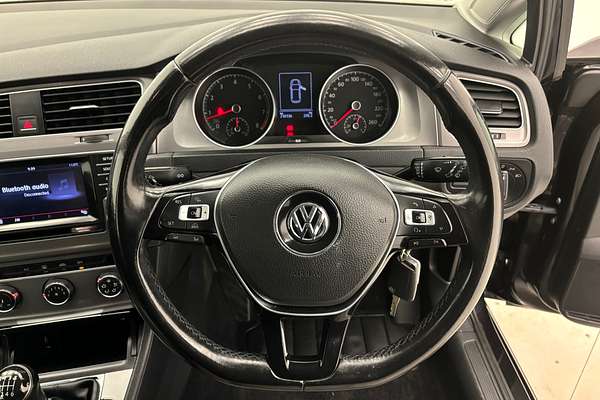 2014 Volkswagen Golf 90TSI 7