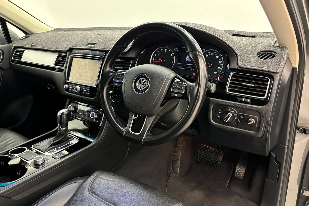 2016 Volkswagen TOUAREG 150 TDI 8 SP AUTOMATIC 4D WAGON DTV6 DIESEL
