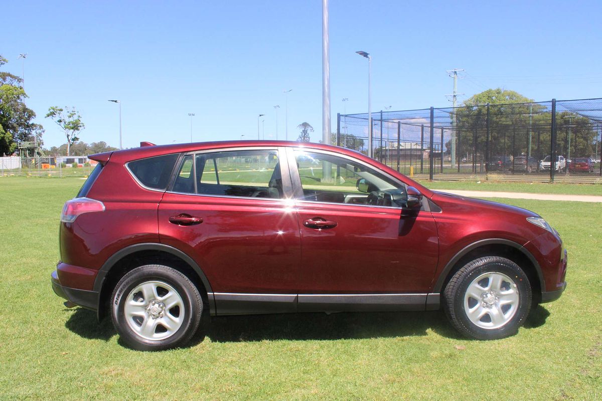 RAV 4 GX AWD 2.2L Diesel Automatic 5 Door Wagon 3P41250 002
